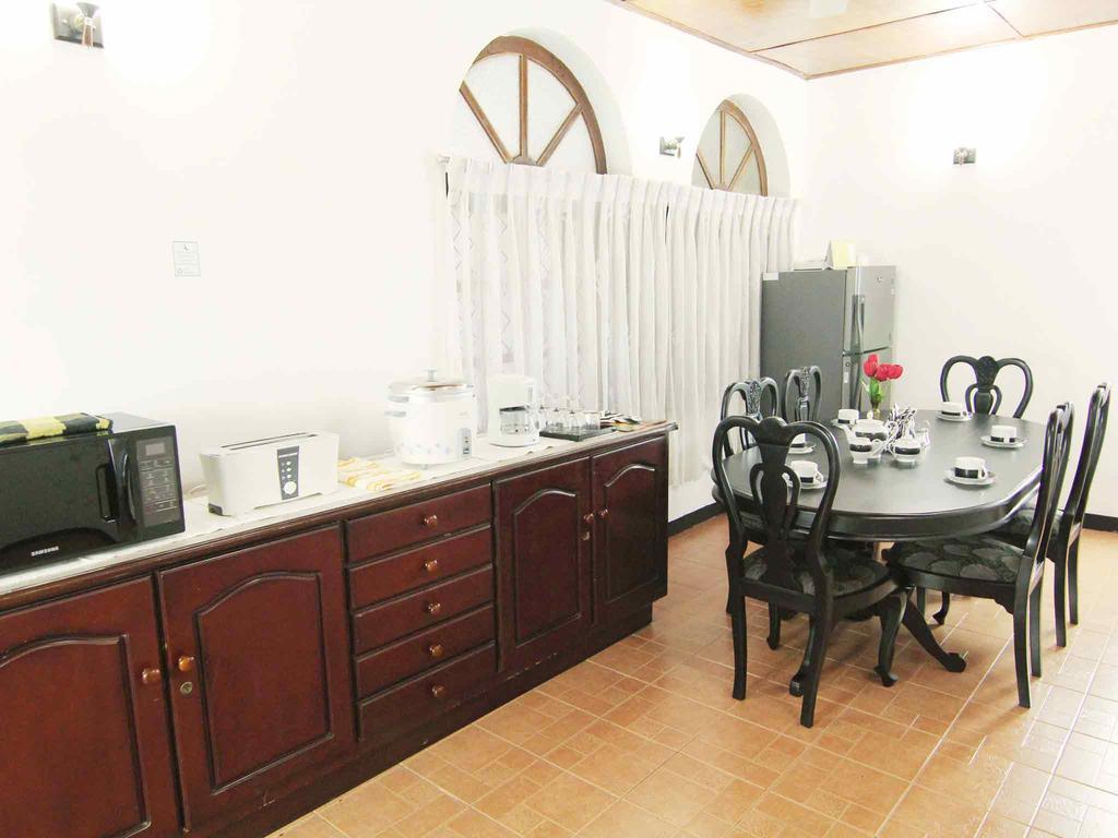 2In1 Kandy Hostel 외부 사진