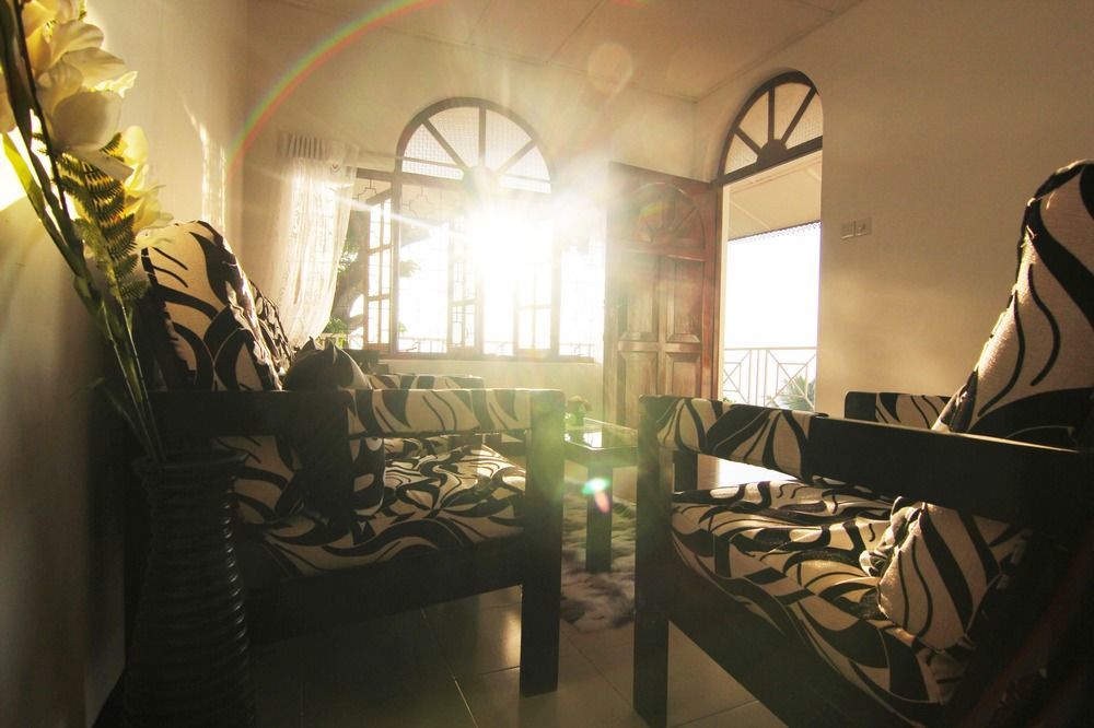 2In1 Kandy Hostel 외부 사진